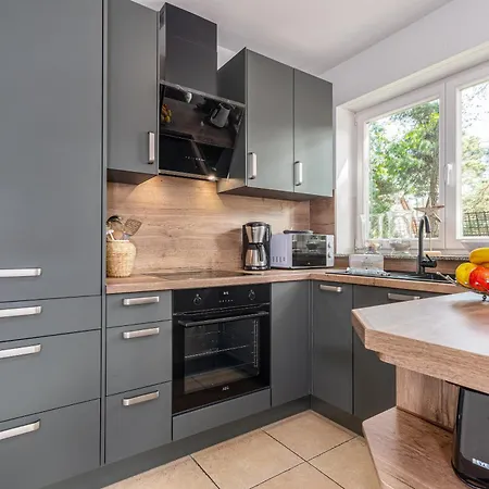 Strandhaus 43a Tatil Evi Dierhagen